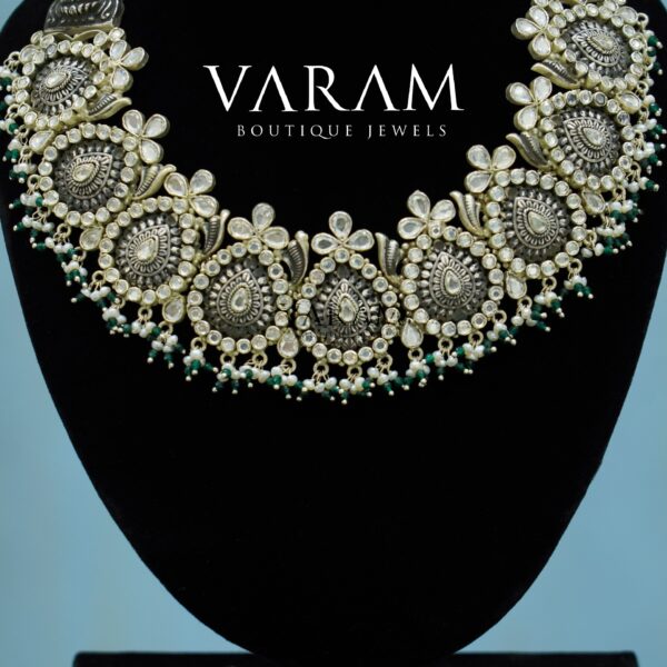 varam_chain_silver_oxidised_chain_with_white_stone-1