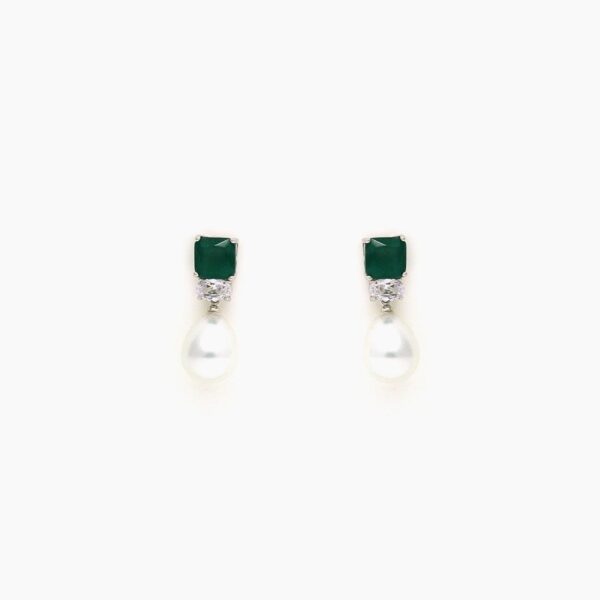 varam_earrings_green_stone_with_white_pearl_silver_earrings