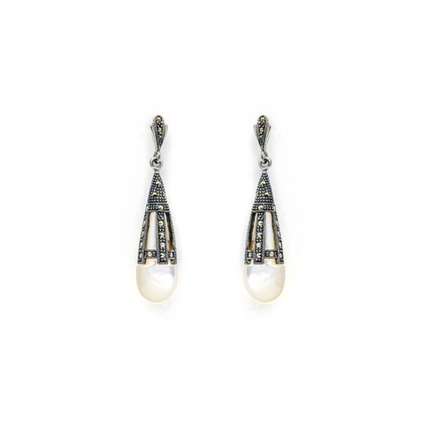 varam_earrings_white_pearl_oxidised_silver_earrings_3