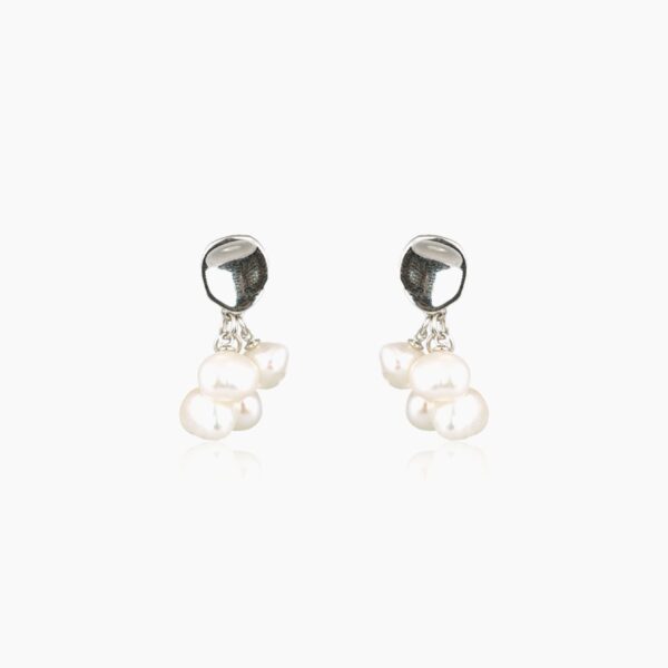 varam_earrings_white_pearls_silver_earrings_22-1
