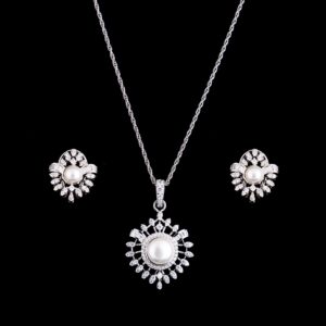 White pearl silver chain with earrings