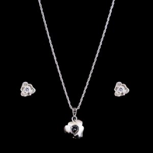 White stone floral design silver chain with earrings