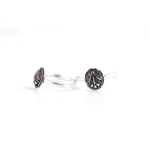 Flower designoxidised silver Toe Rings