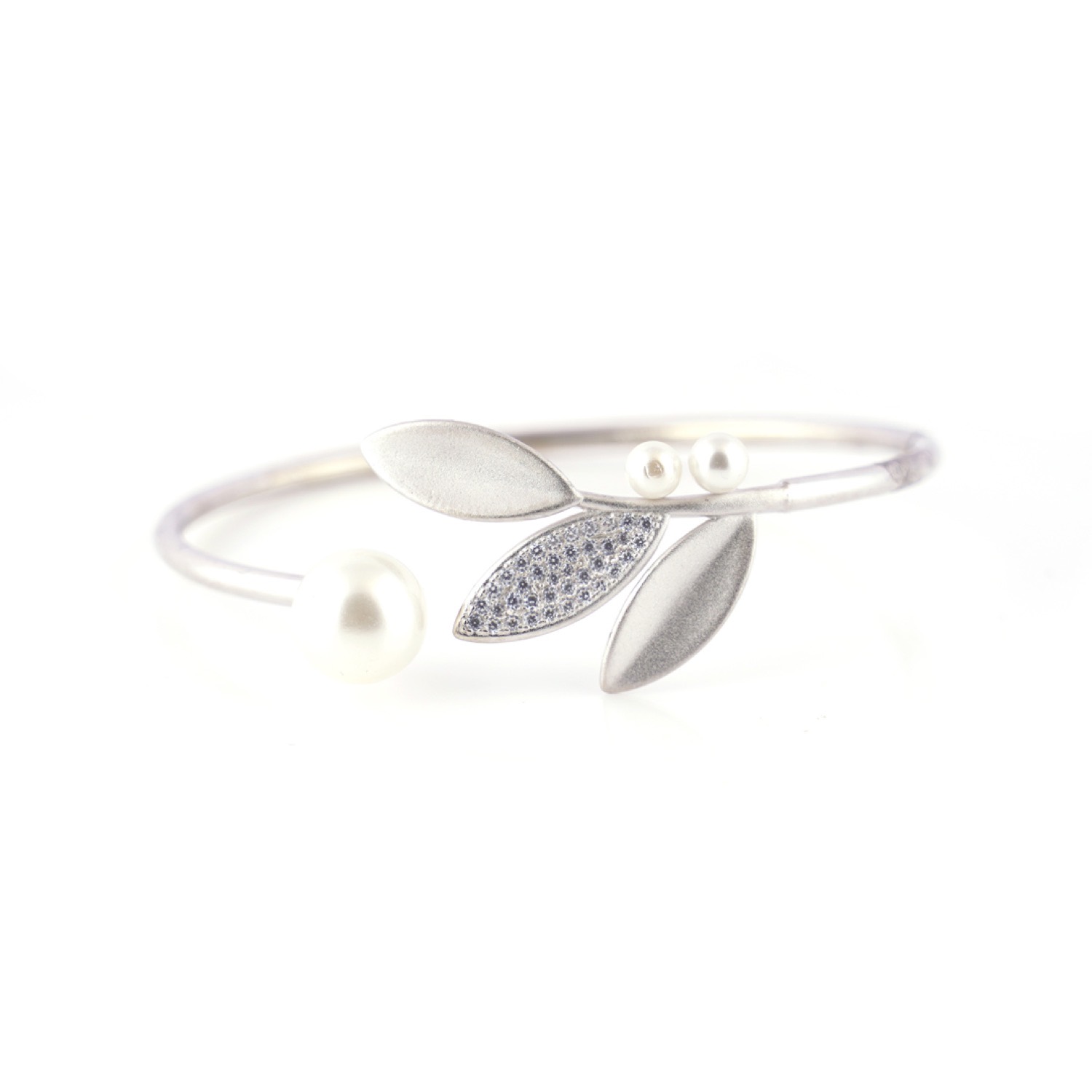 varam_bracelet_and_bangle_pearl_with_leaf_shaped_open_cuff_silver_bracelet-1