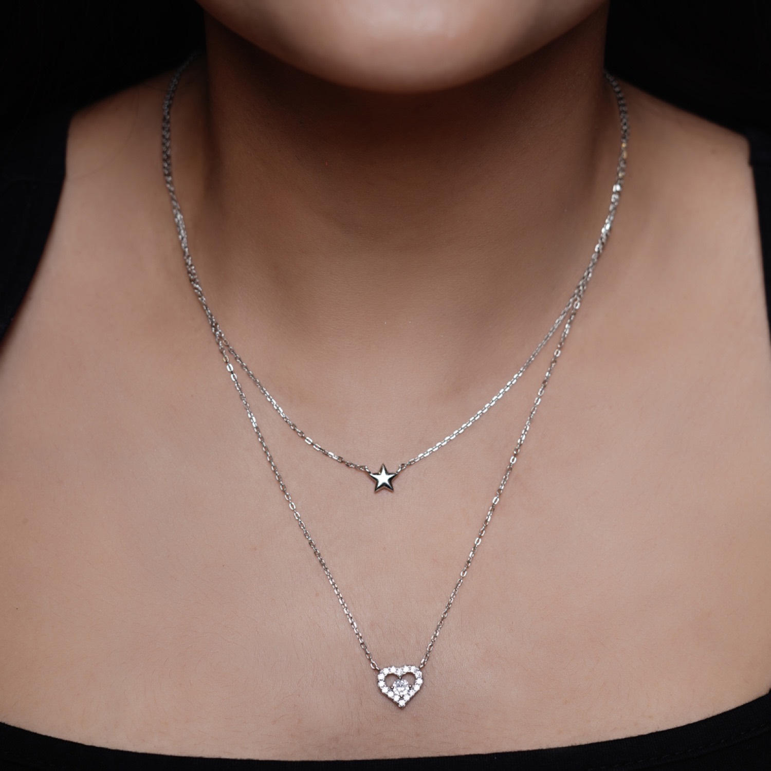 varam_chain_102022_double_layered_star_and_heart_pendant_thin_silver chain-2