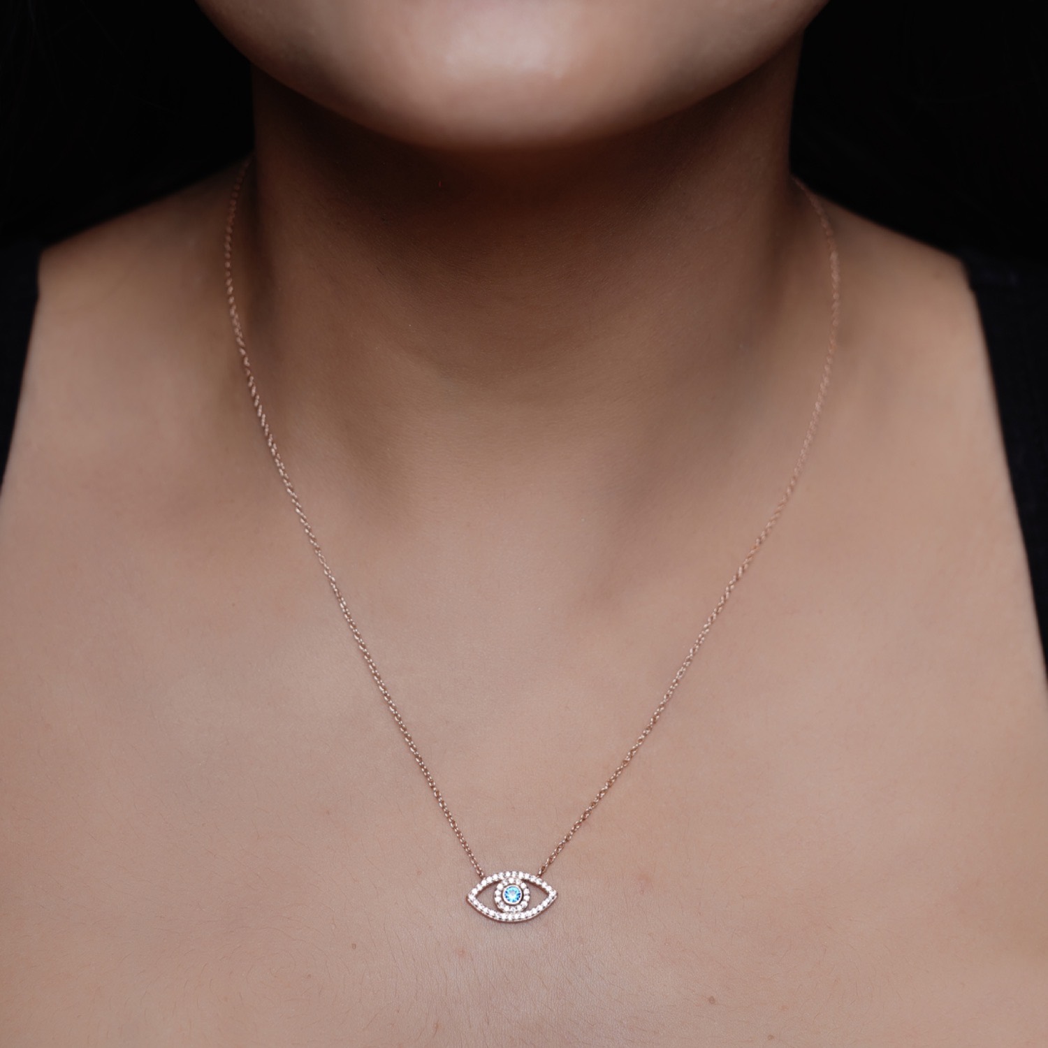 varam_chain_102022_white_and_blue_stone_eye_shaped_pendant_rose_gold_silver_chain-2