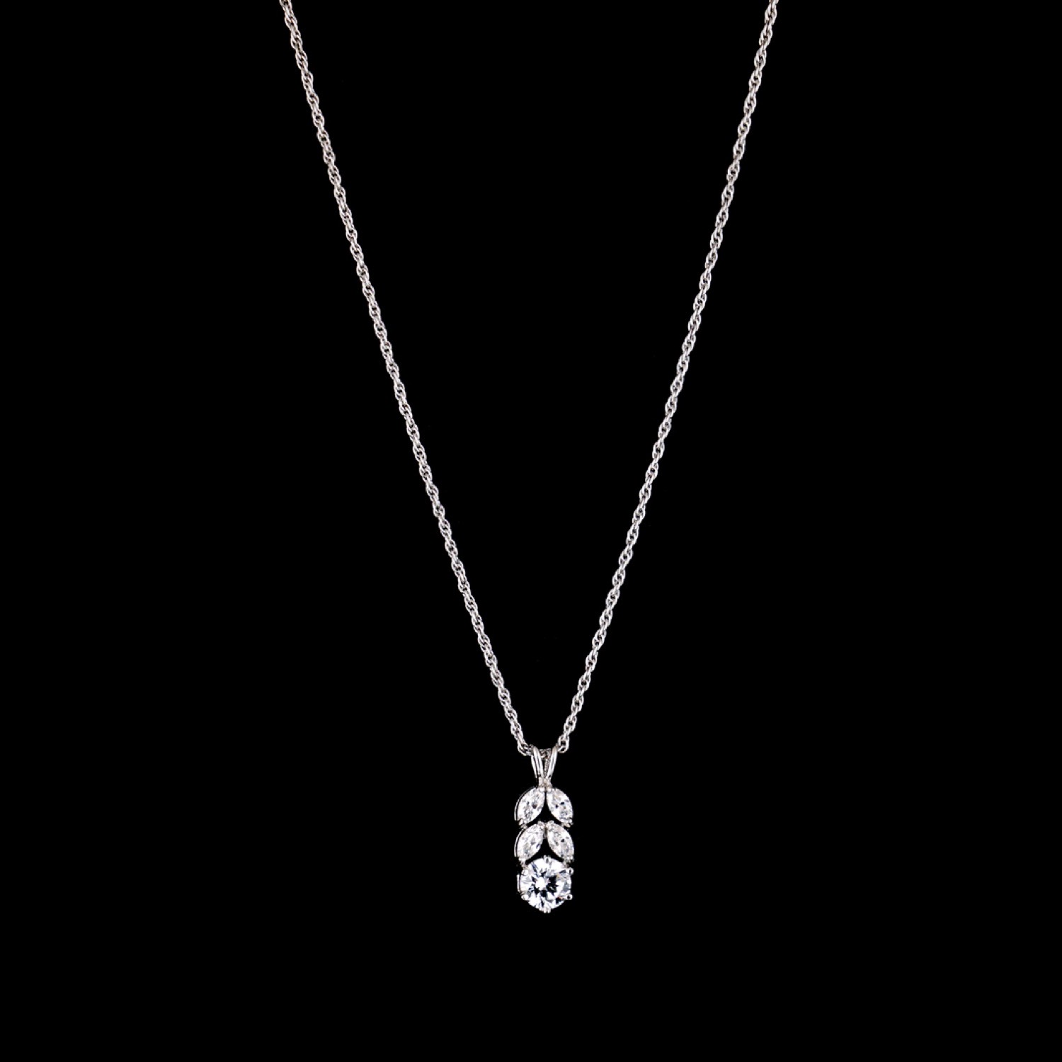varam_chains_leaf_and_bud_shaped_pendant_with_silver_chain-1
