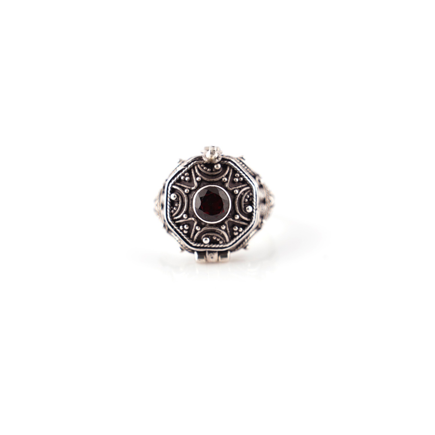 varam_rings_maroon_stone_hexagon_shaped_oxidised_silver_ring-1