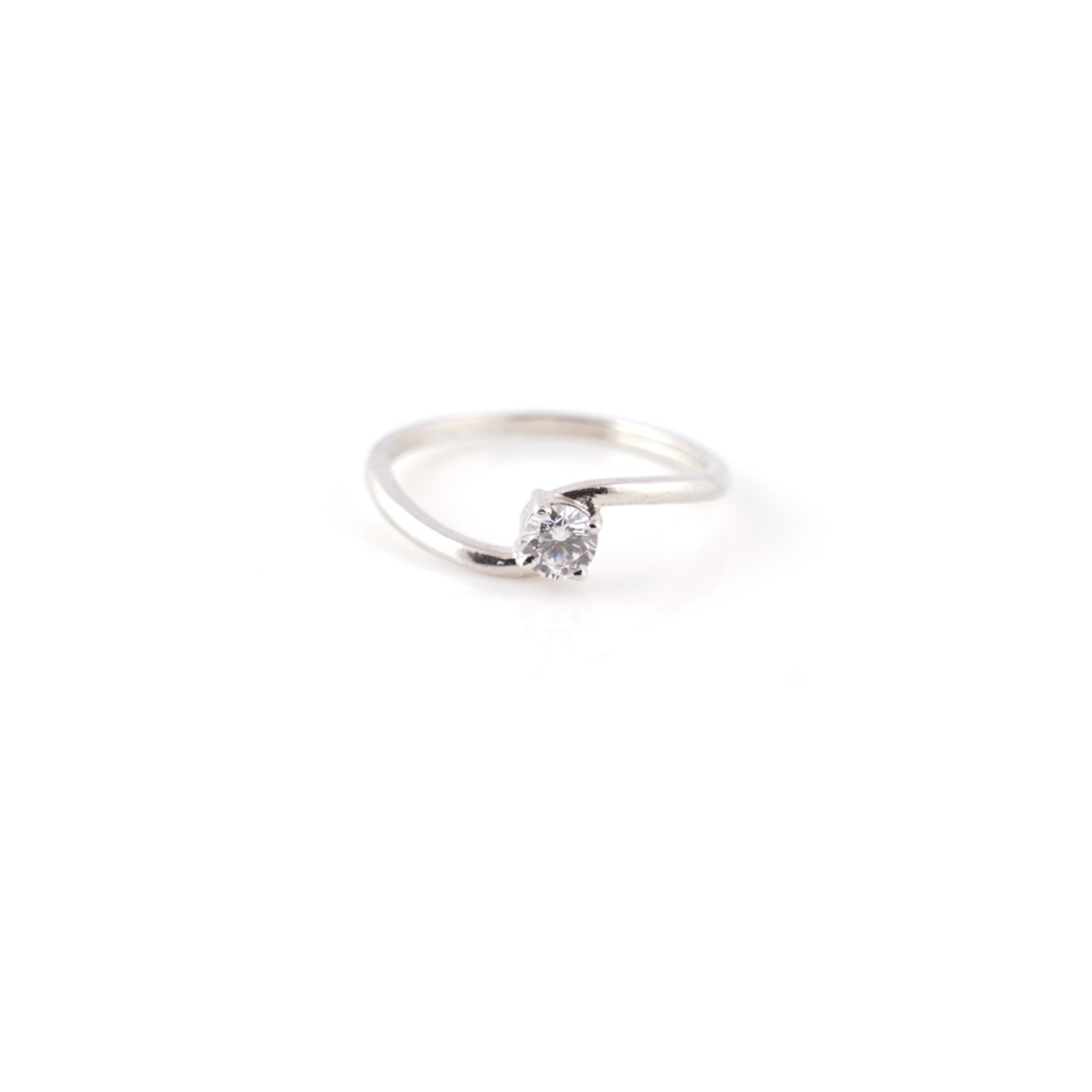 varam_rings_twisted_design_white_stone_silver_ring_1-1