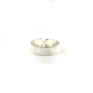 Band silver toe rings