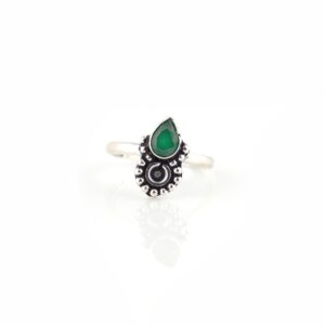 Green stone oxidised silver toe rings