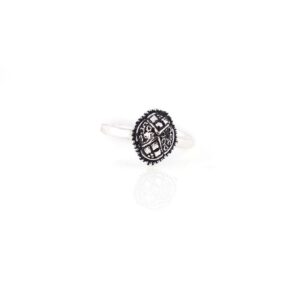 Simple oxidised silver toerings