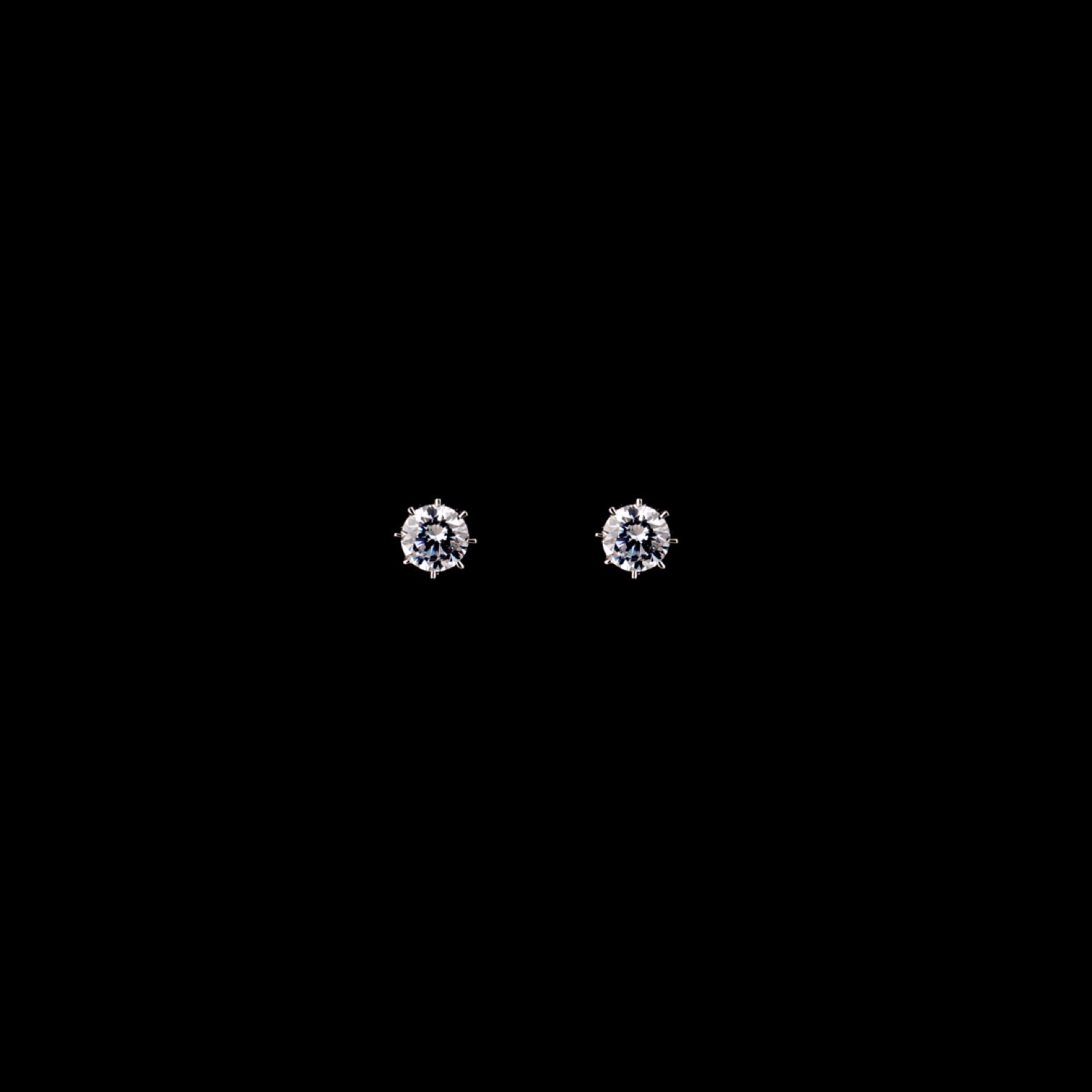 varam_earrings_102022_big_sized_round_cut_single_stone_silver_earrings-1