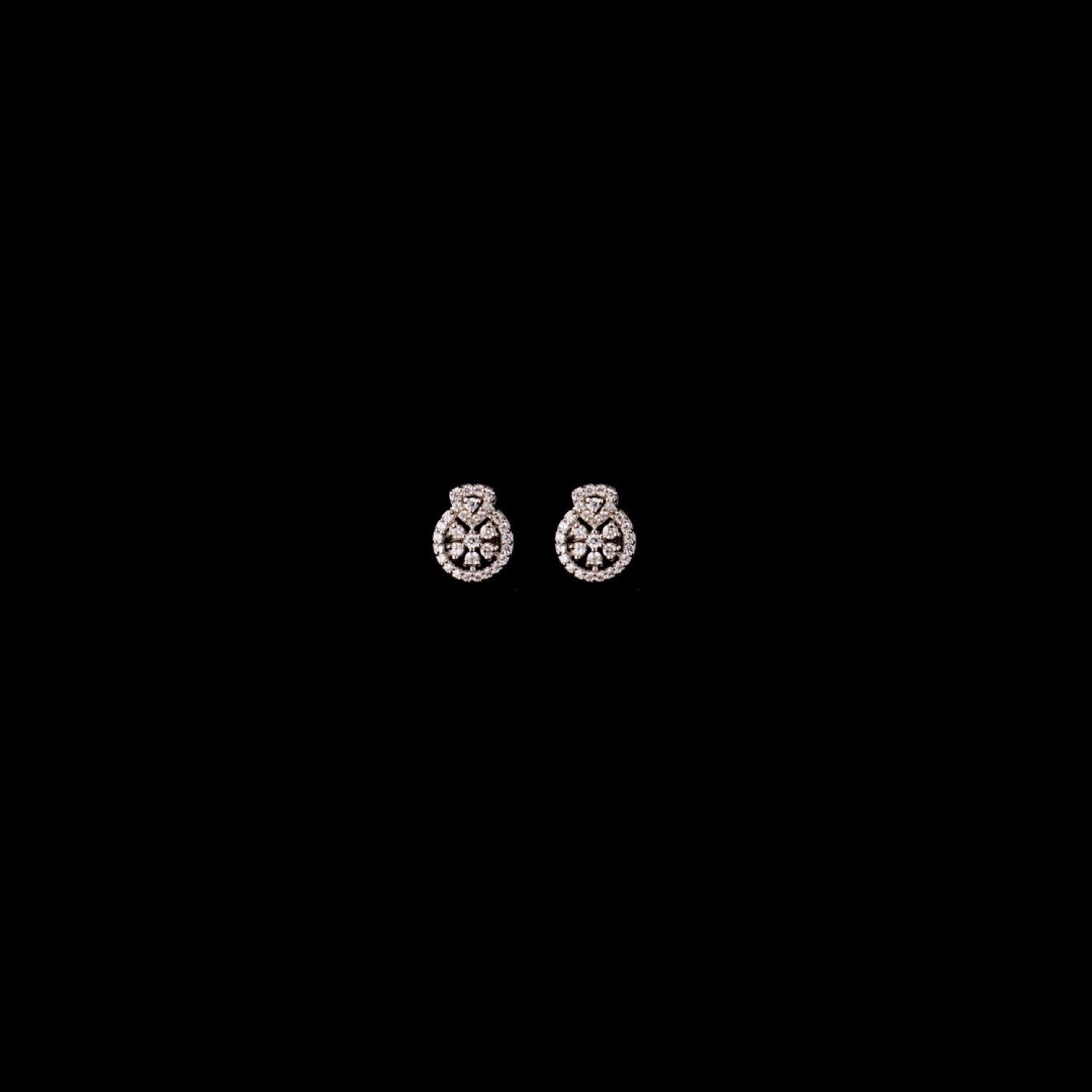 varam_earrings_102022_chakra_shaped_white_stone_silver_earrings-1