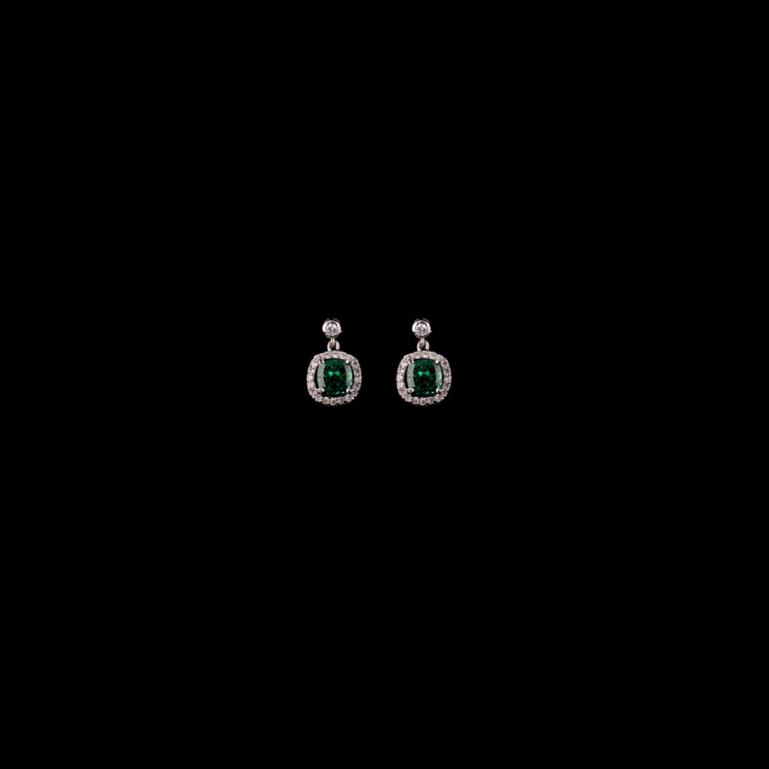varam_earrings_102022_cushion_cut_green_stone_dangler_silver_earrings-1